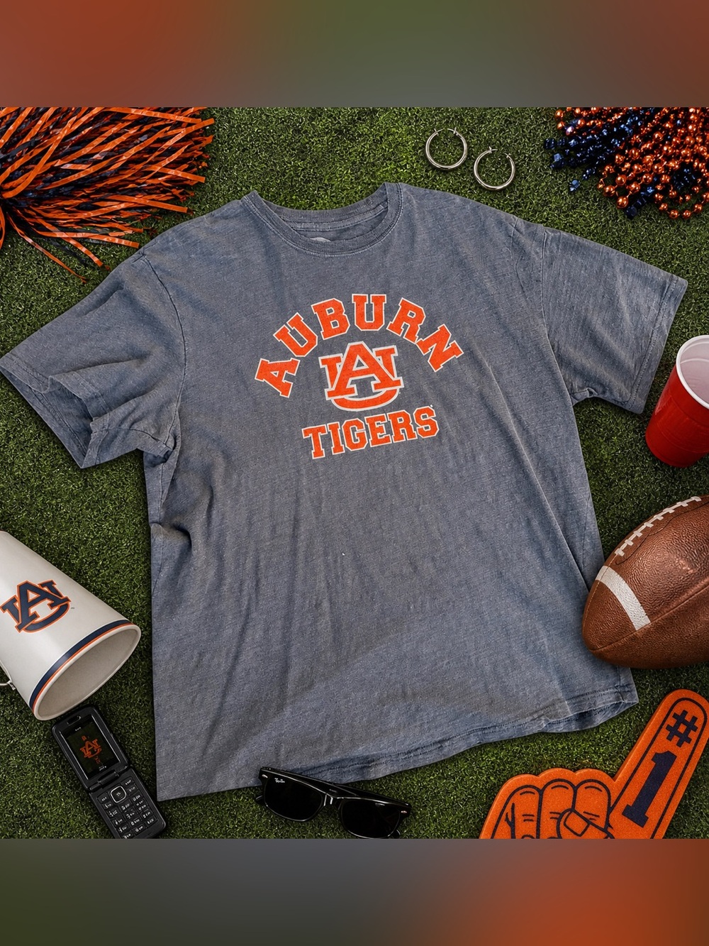 Auburn Tigers NAVY BLUE Graphic Tee with Orange Logo Size Large